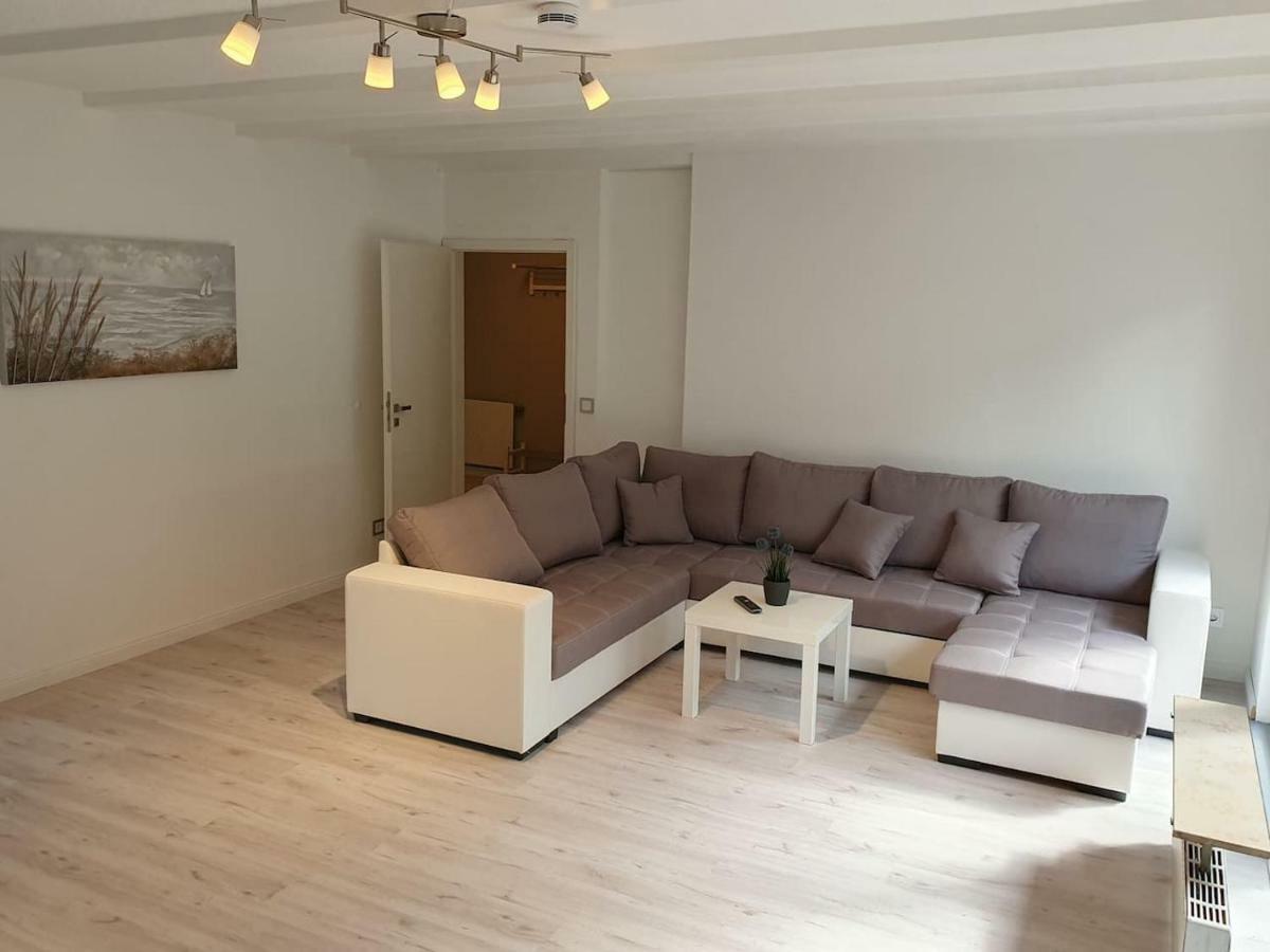 Tolle 125M² Erdgeschosswohnung Im Einzelhaus カルテンキルヒェン エクステリア 写真