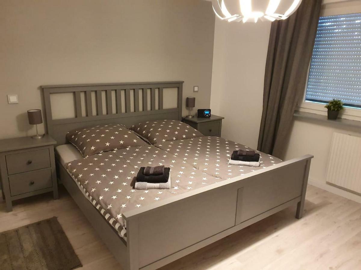 Tolle 125M² Erdgeschosswohnung Im Einzelhaus カルテンキルヒェン エクステリア 写真